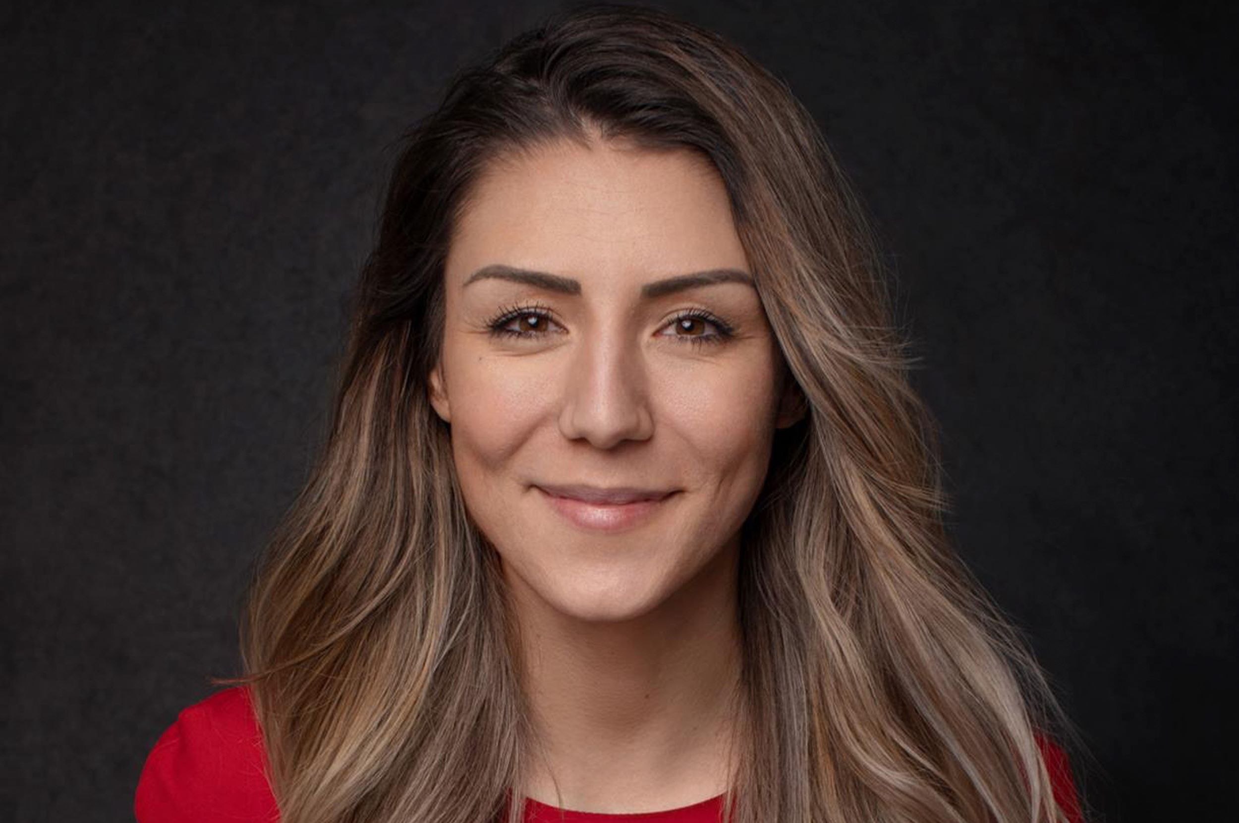 Porträttbild av kvinna.